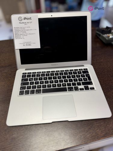 Apple Macbook Air 2017 mid 13" (használt)